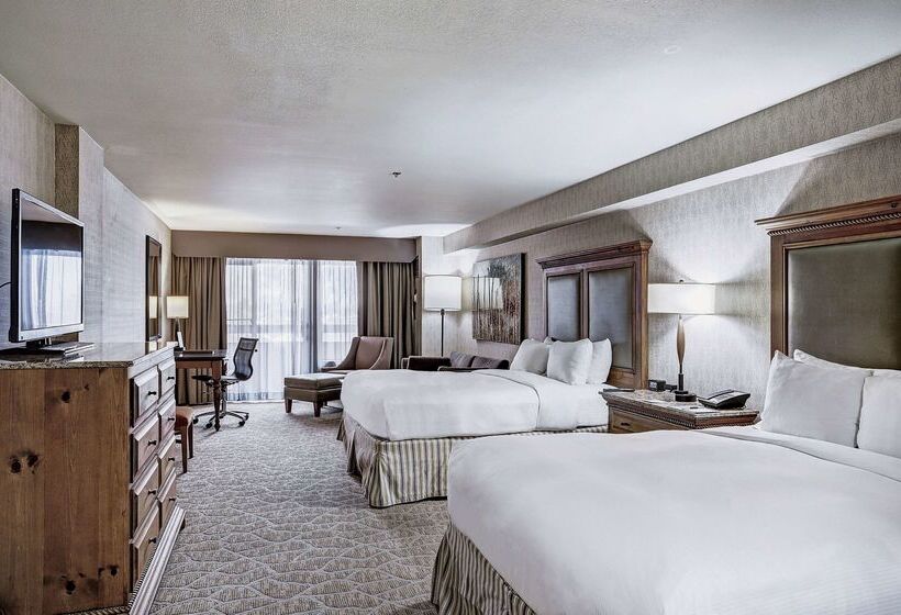 هتل Alpenrock Breckenridge, Curio Collection By Hilton