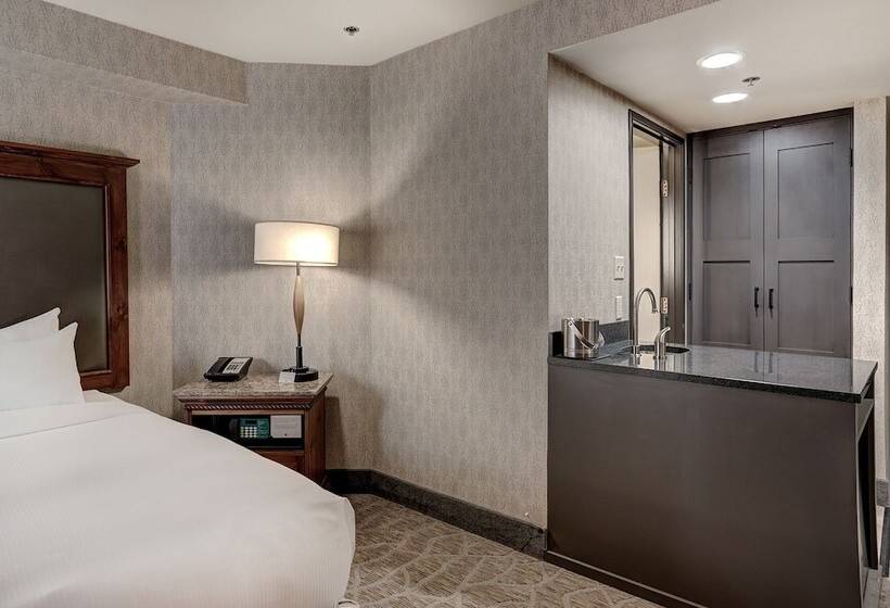 هتل Alpenrock Breckenridge, Curio Collection By Hilton