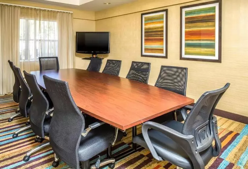 酒店 Fairfield Inn & Suites Jacksonville Airport