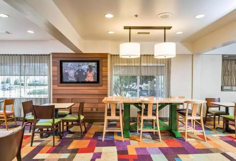 酒店 Fairfield Inn & Suites Jacksonville Airport