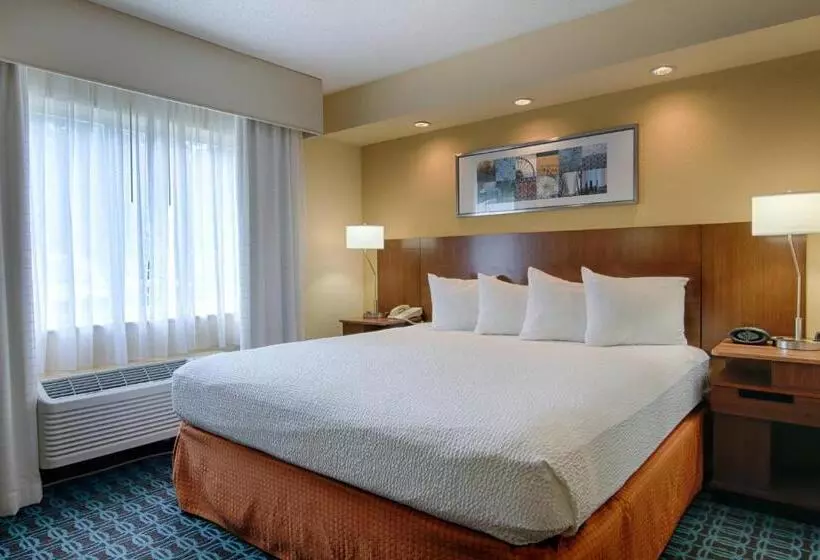 酒店 Fairfield Inn & Suites Jacksonville Airport