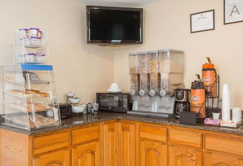 Отель Knights Inn Grenada Ms