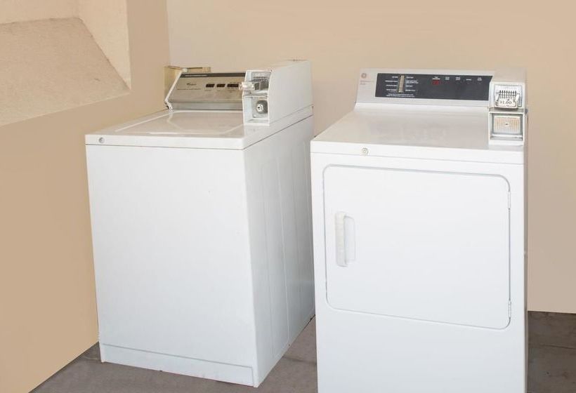 Отель Knights Inn Grenada Ms