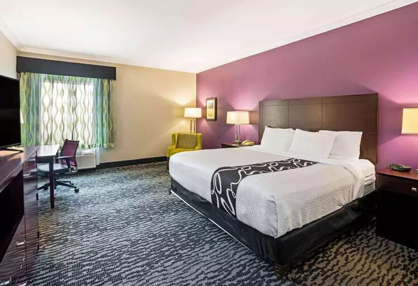 酒店 La Quinta By Wyndham Houston Magnolia