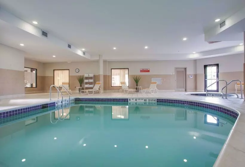 Hotel Comfort Inn & Suites Verona At Turning Stone Resort Casino