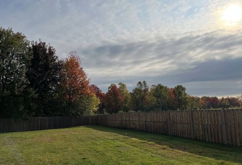 فندق Lakeshore Suites