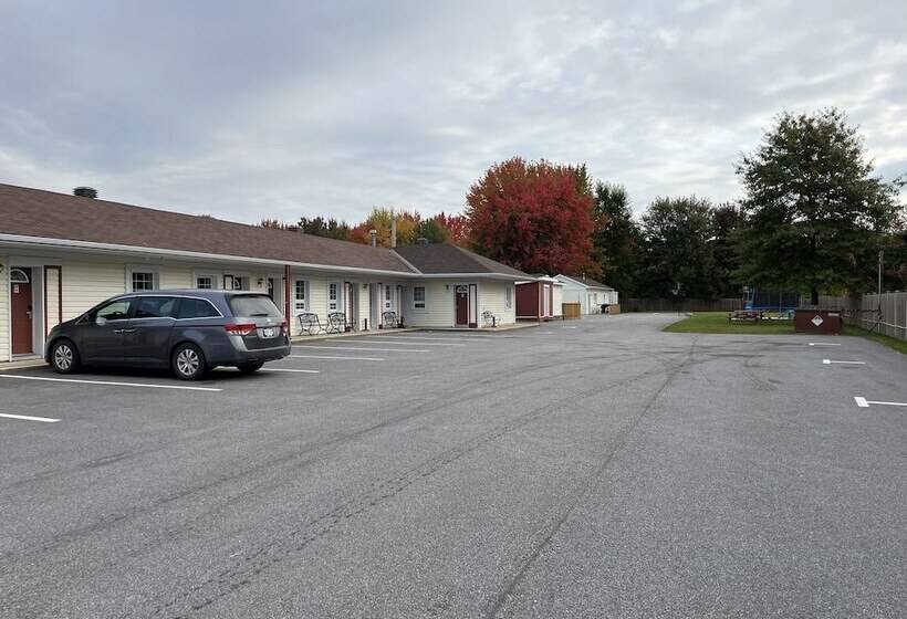 فندق Lakeshore Suites