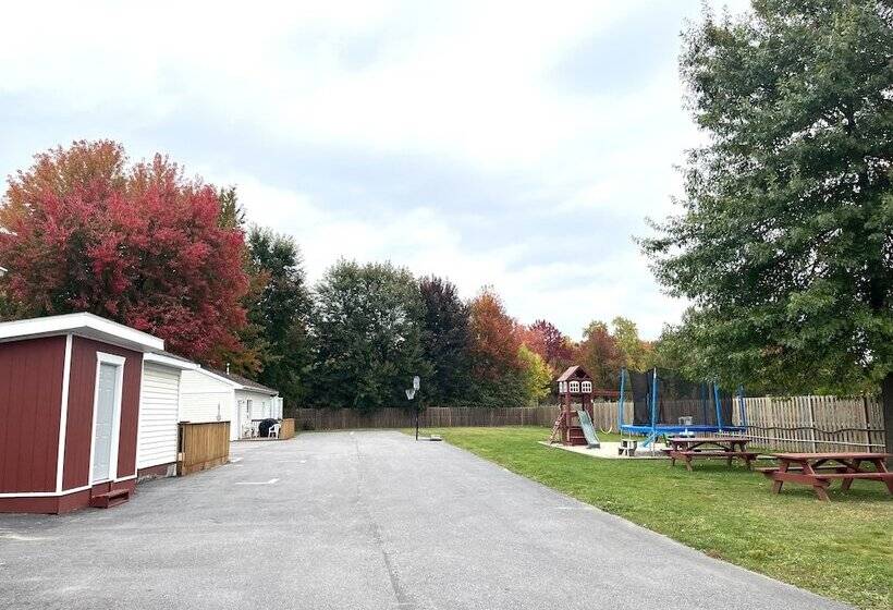 فندق Lakeshore Suites