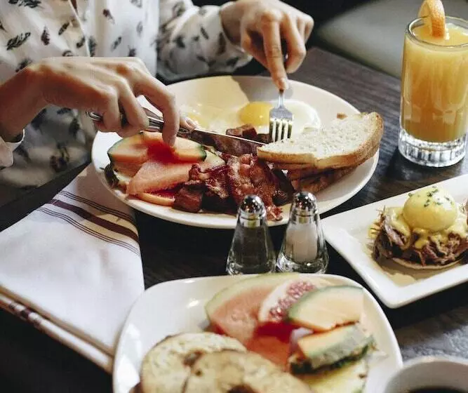 هتل Lofts Du Vieuxport