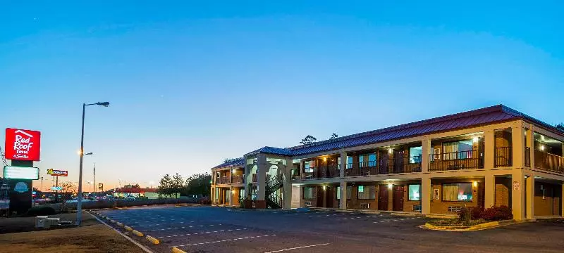호텔 Red Roof Inn & Suites Scottsboro