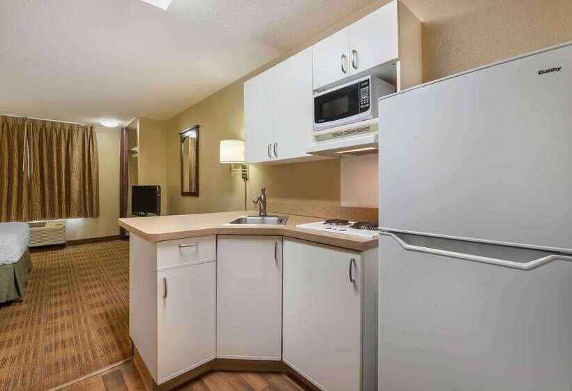 Extended Stay America Suites Dayton North