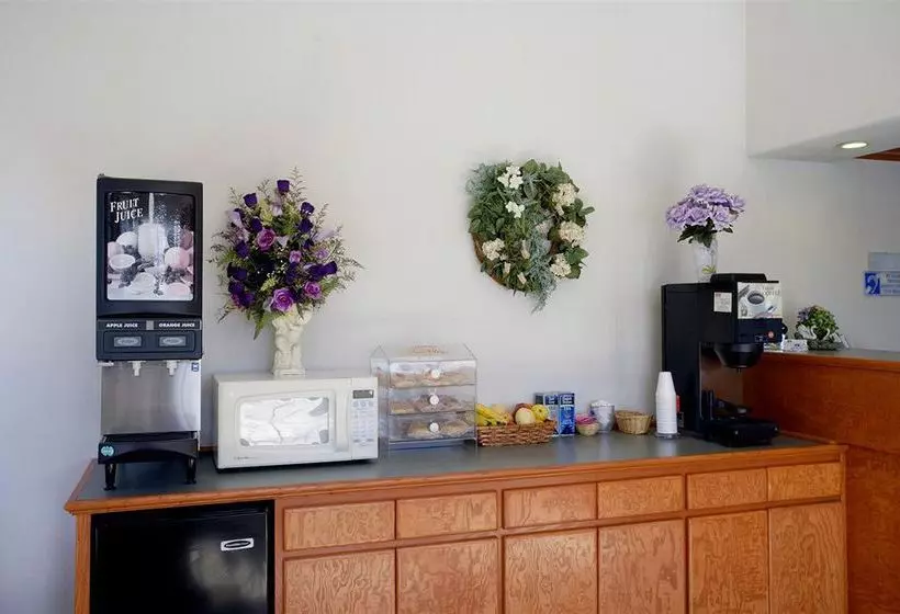 Отель Royal Inn