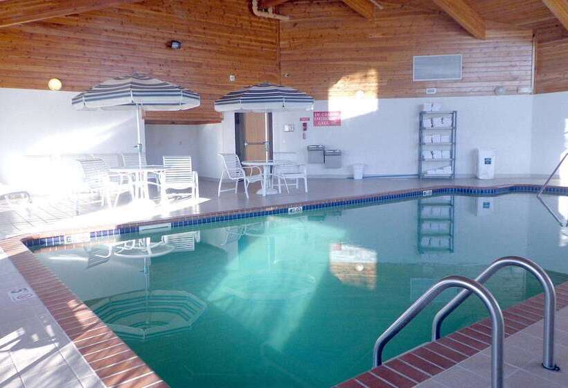 בית מלון כפרי Americinn By Wyndham Madison Sd