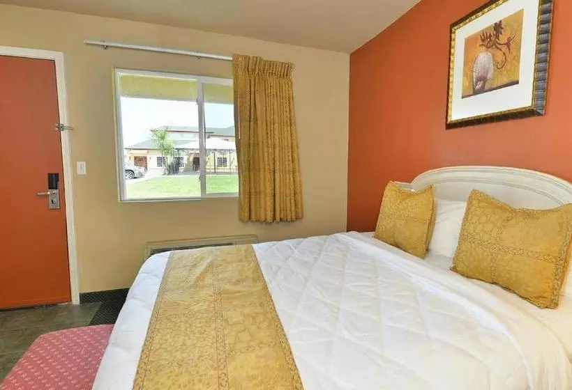 Отель Baymont By Wyndham Yuba City