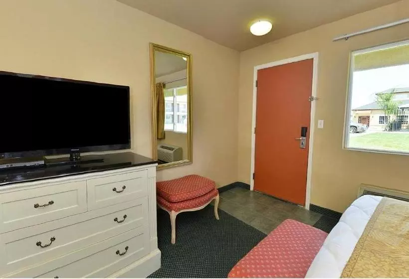 Отель Baymont By Wyndham Yuba City