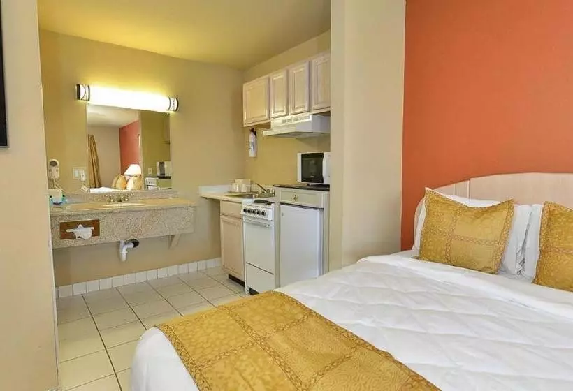 Отель Baymont By Wyndham Yuba City