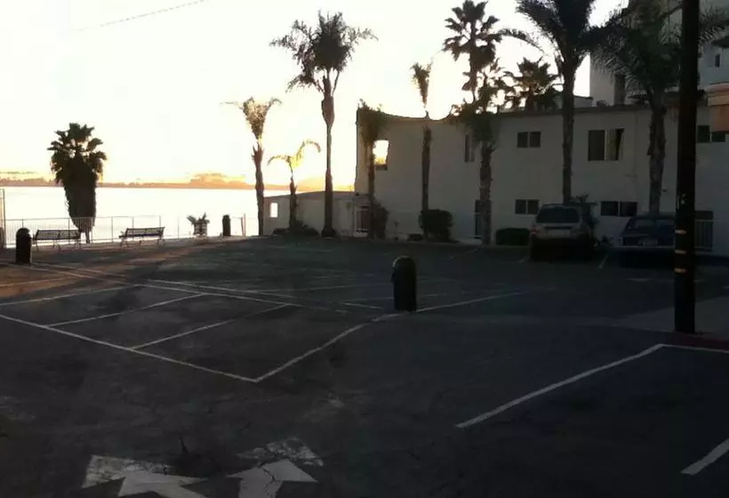 هتل Beach Plaza Complejo