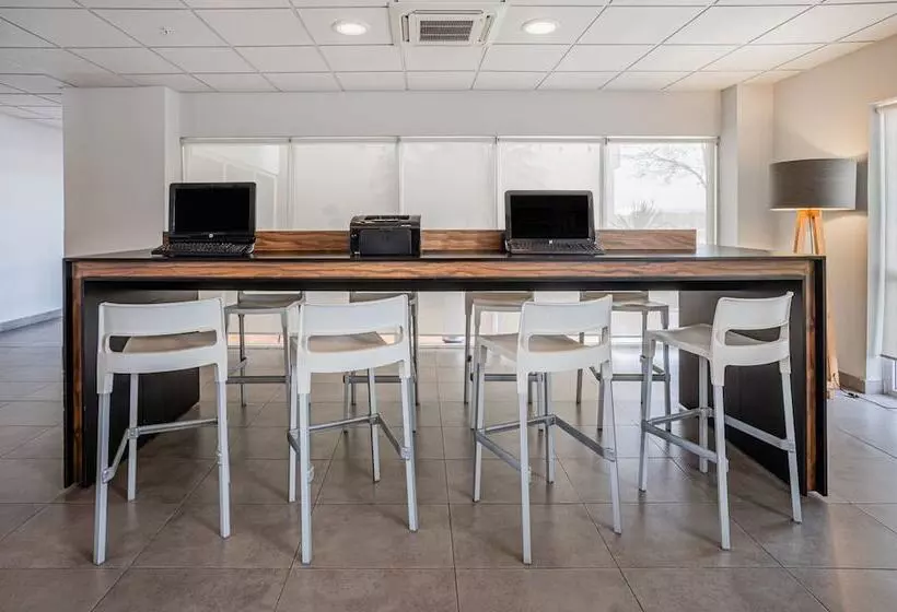 فندق City Express By Marriott Durango