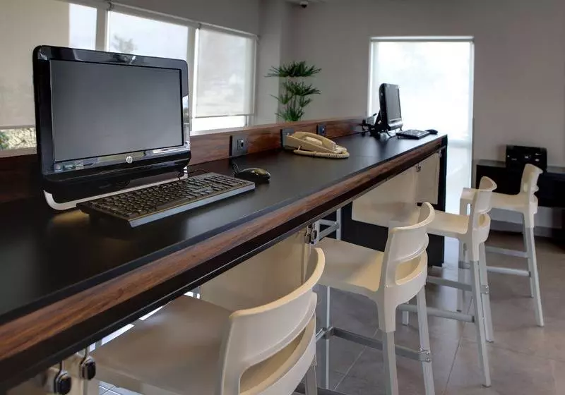 فندق City Express By Marriott Durango