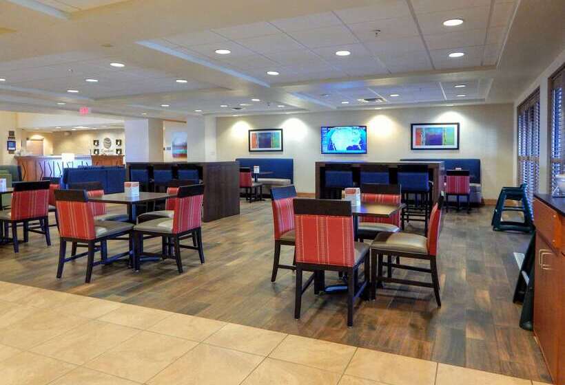 Отель Comfort Inn & Suites Sheridan