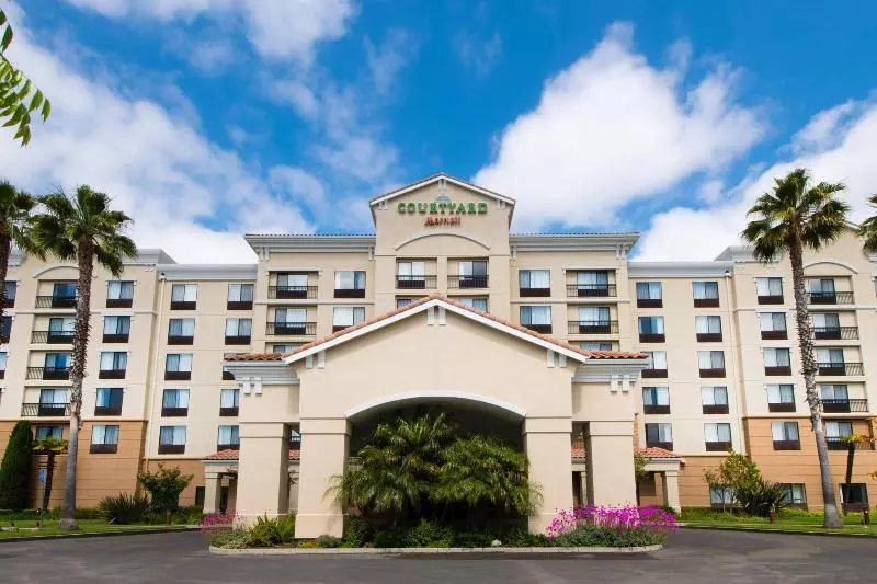 Szálloda Courtyard By Marriott Newark Silicon Valley