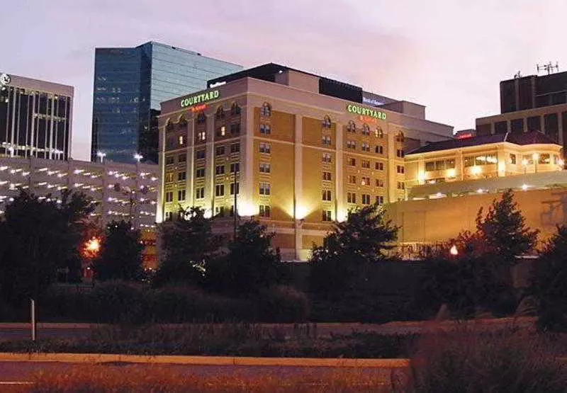 هتل Courtyard By Marriott Norfolk Downtown