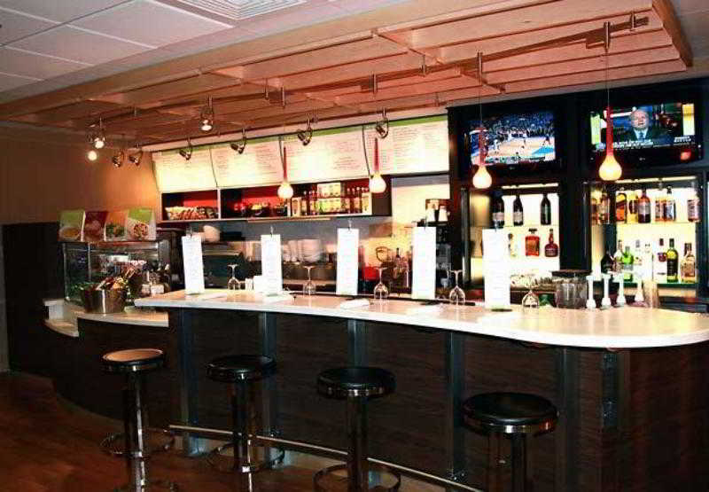 فندق Courtyard By Marriott Traverse City