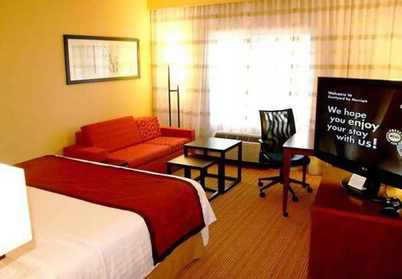 Hotel Courtyard By Marriott Traverse City