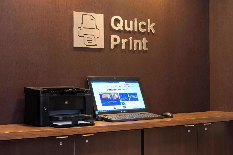 فندق Courtyard By Marriott Traverse City