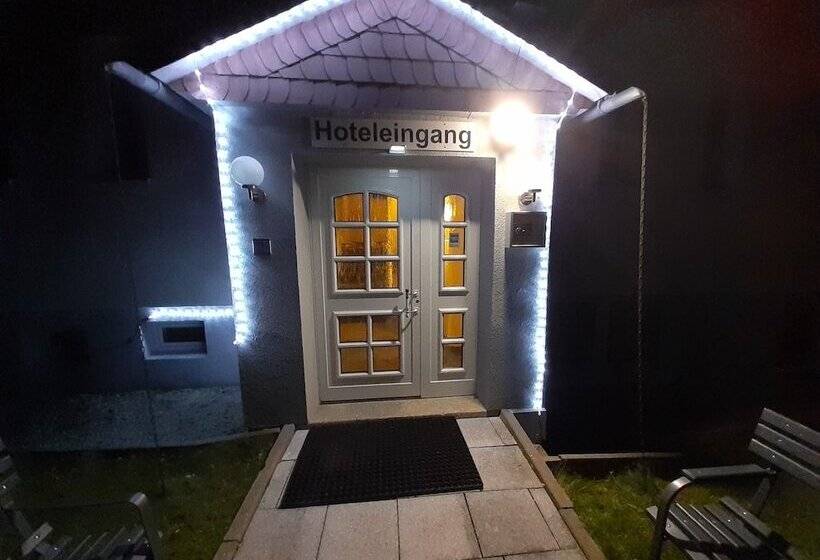 ホテル Edit Pension Rossau