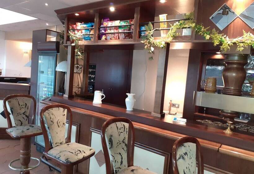 ホテル Edit Pension Rossau