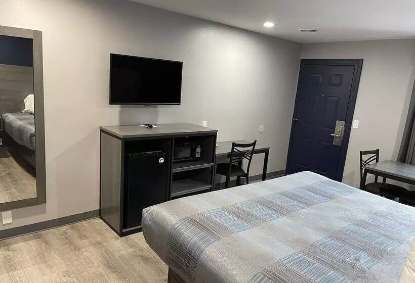 Otel Golden Hill Inndanbury