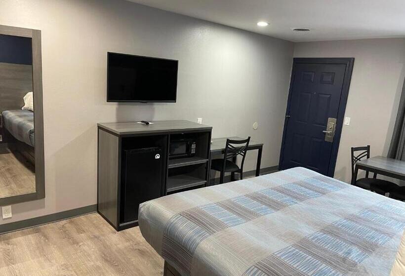 فندق Golden Hill Inndanbury