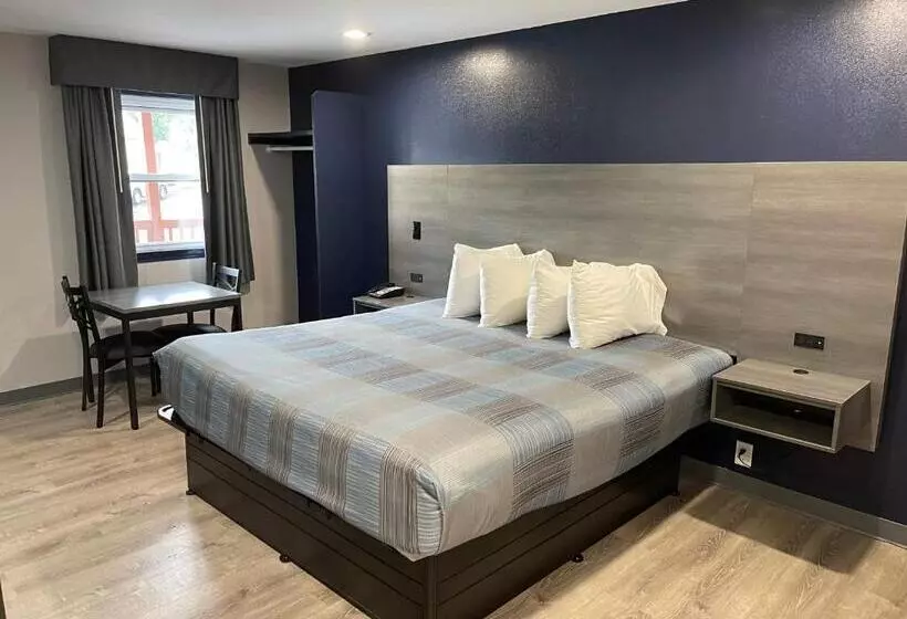 Otel Golden Hill Inndanbury