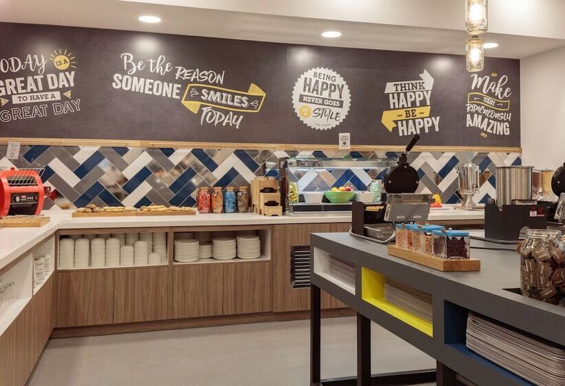 فندق Hampton By Hilton London Luton Airport