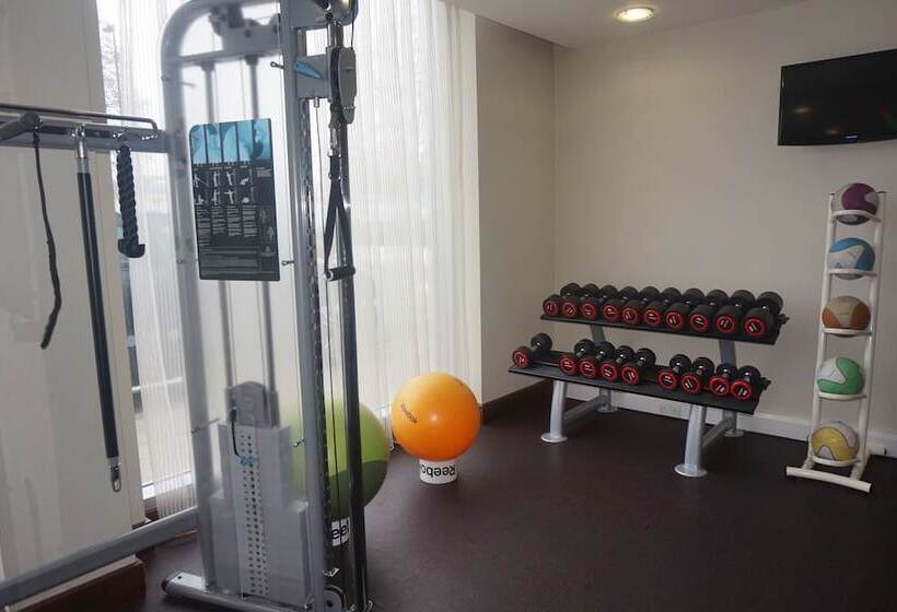 فندق Hampton By Hilton London Luton Airport