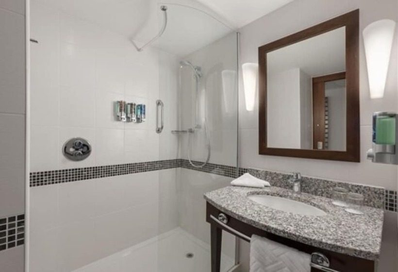 فندق Hampton By Hilton London Luton Airport