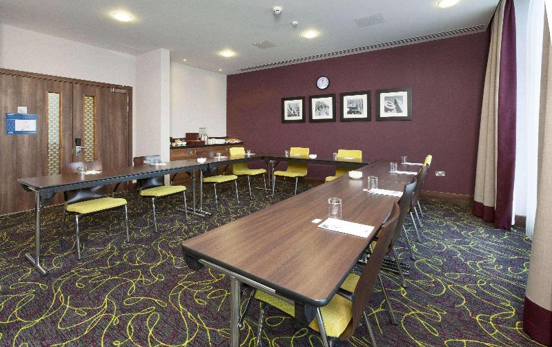 فندق Hampton By Hilton London Luton Airport