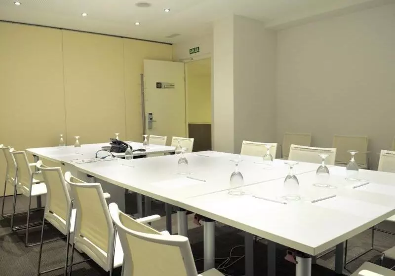 هتل Ibis Budget Lleida