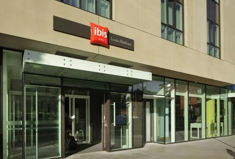 בית מלון כפרי Ibis London Blackfriars