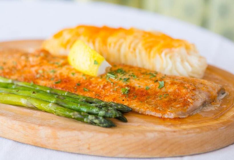 Отель Island House