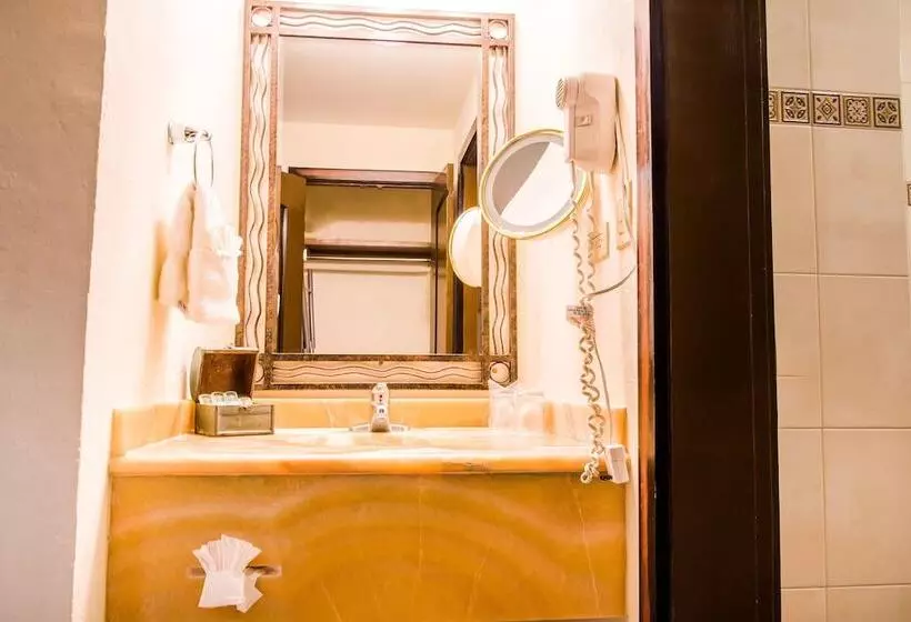 هتل Maria Bonita Consulado Americano