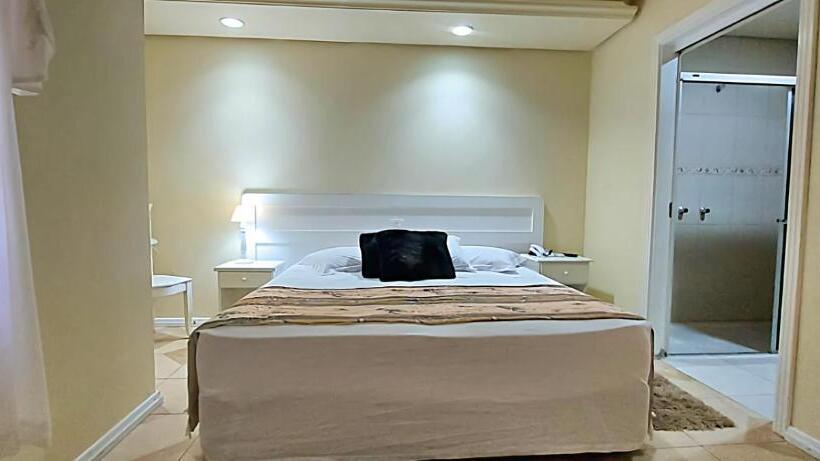 Otel Pousada Dos Anjos