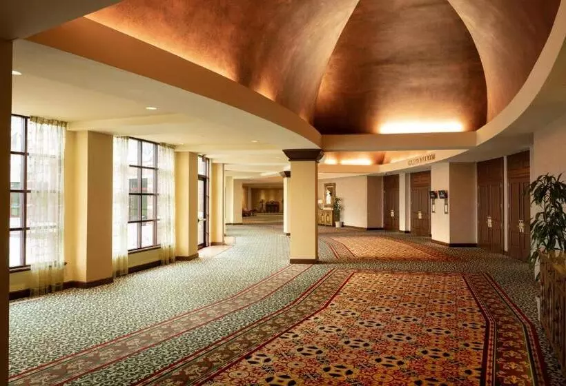 Renaissance Tulsa Hotel & Convention Center