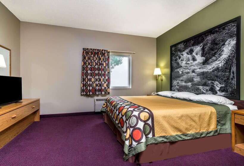 فندق Super 8 By Wyndham Beresford