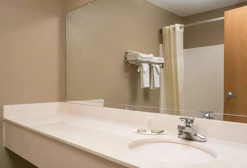 호텔 Super 8 By Wyndham Beresford