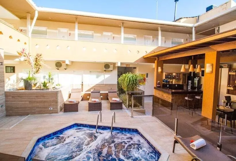 هتل Terra Brasil Rede Soberano