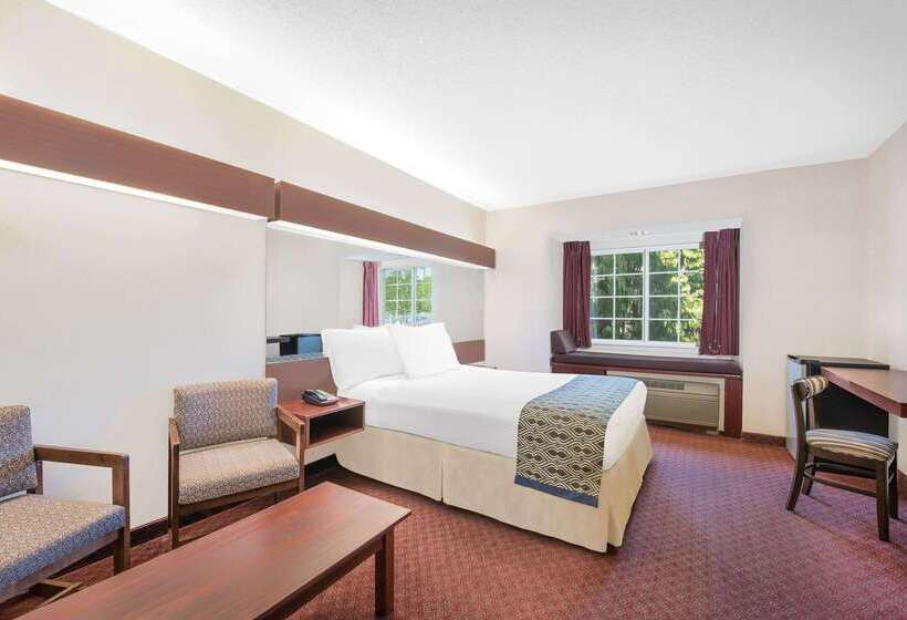 Microtel Inn & Suites By Wyndham Hamburg