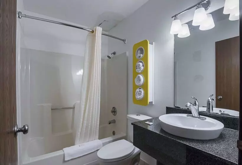 Motel 6 Marshalltown, Ia