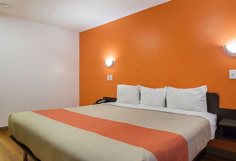 Motel 6 Marshalltown, Ia